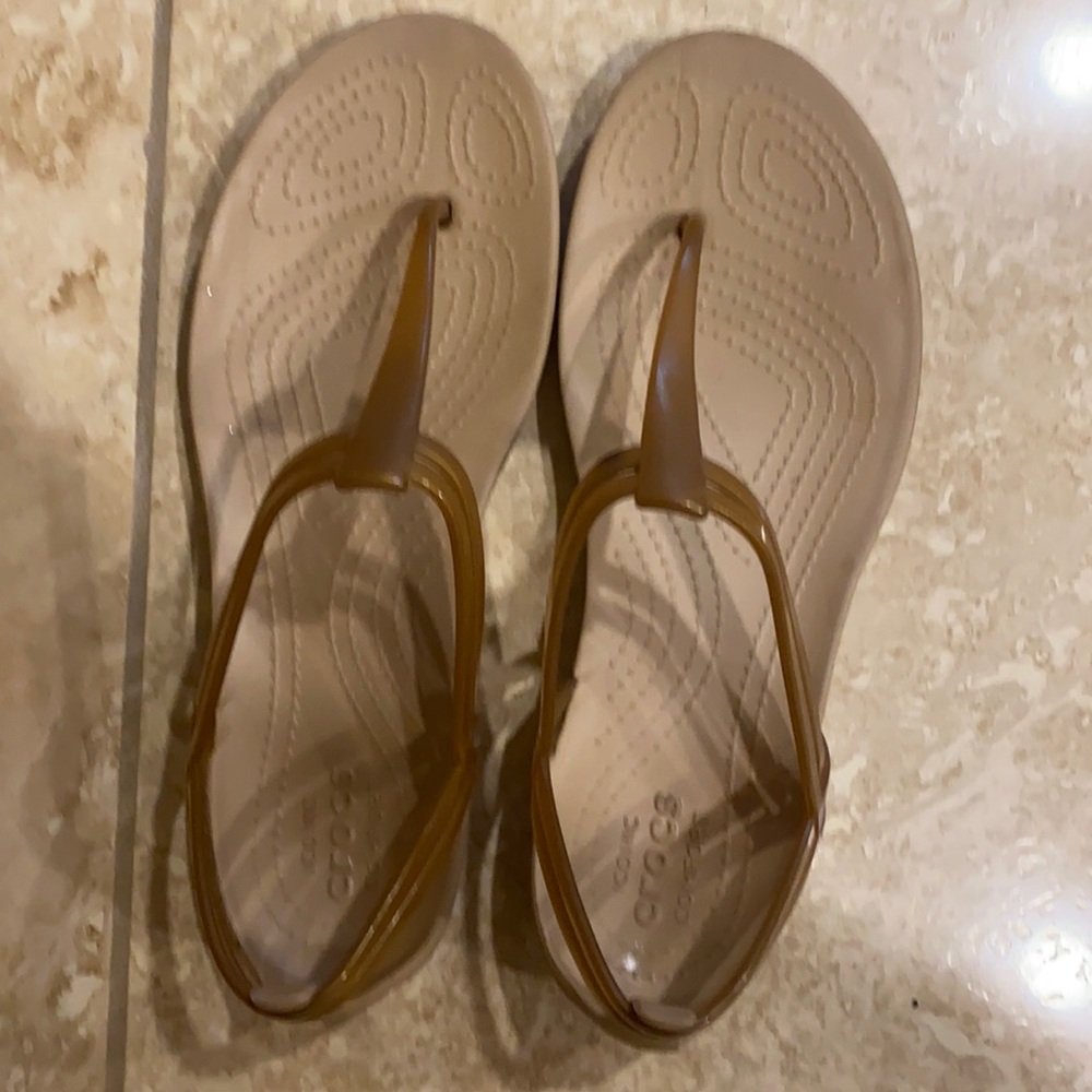 Crocs Isabella T-strap Sandals